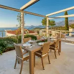 Luxury Villas